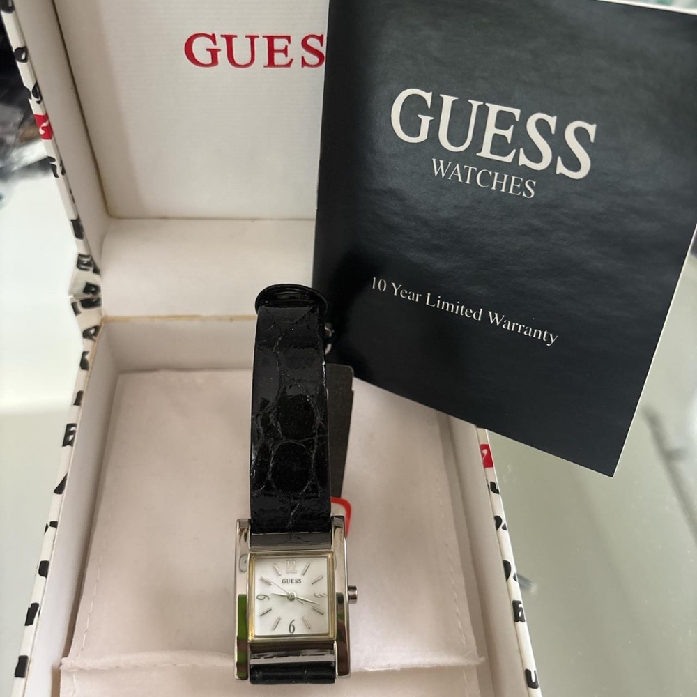 GUESS Black Watch